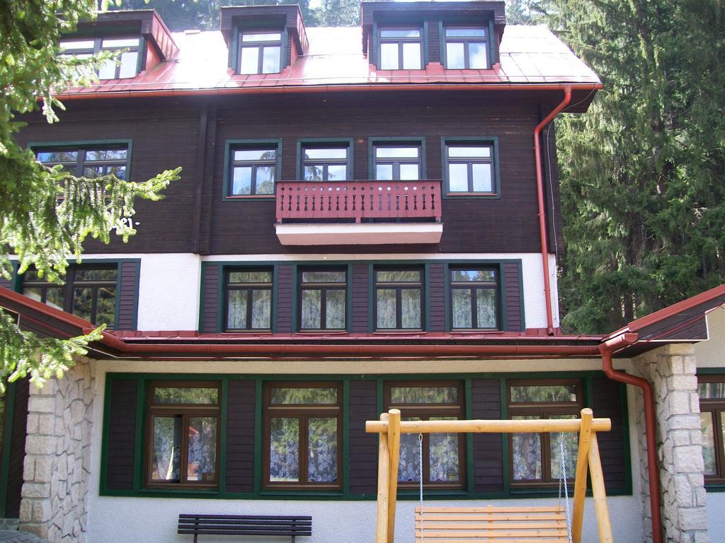 Chata Vo Vyhnanej Hotel Terchová Habitación foto